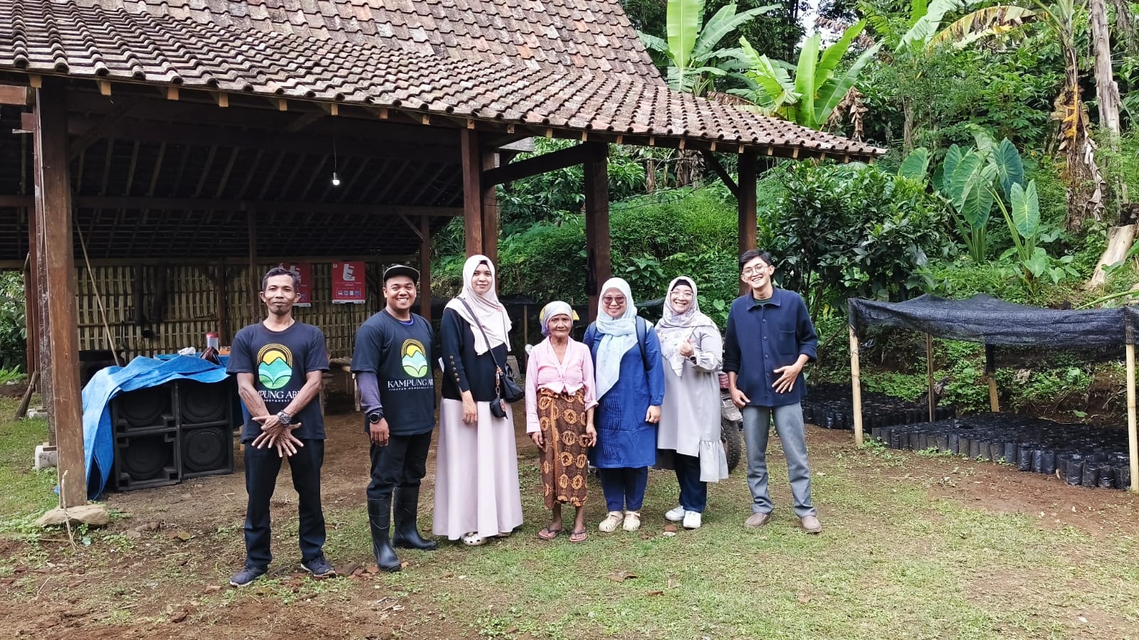 Tim CSR PLN Berkunjung ke Kampung Aren